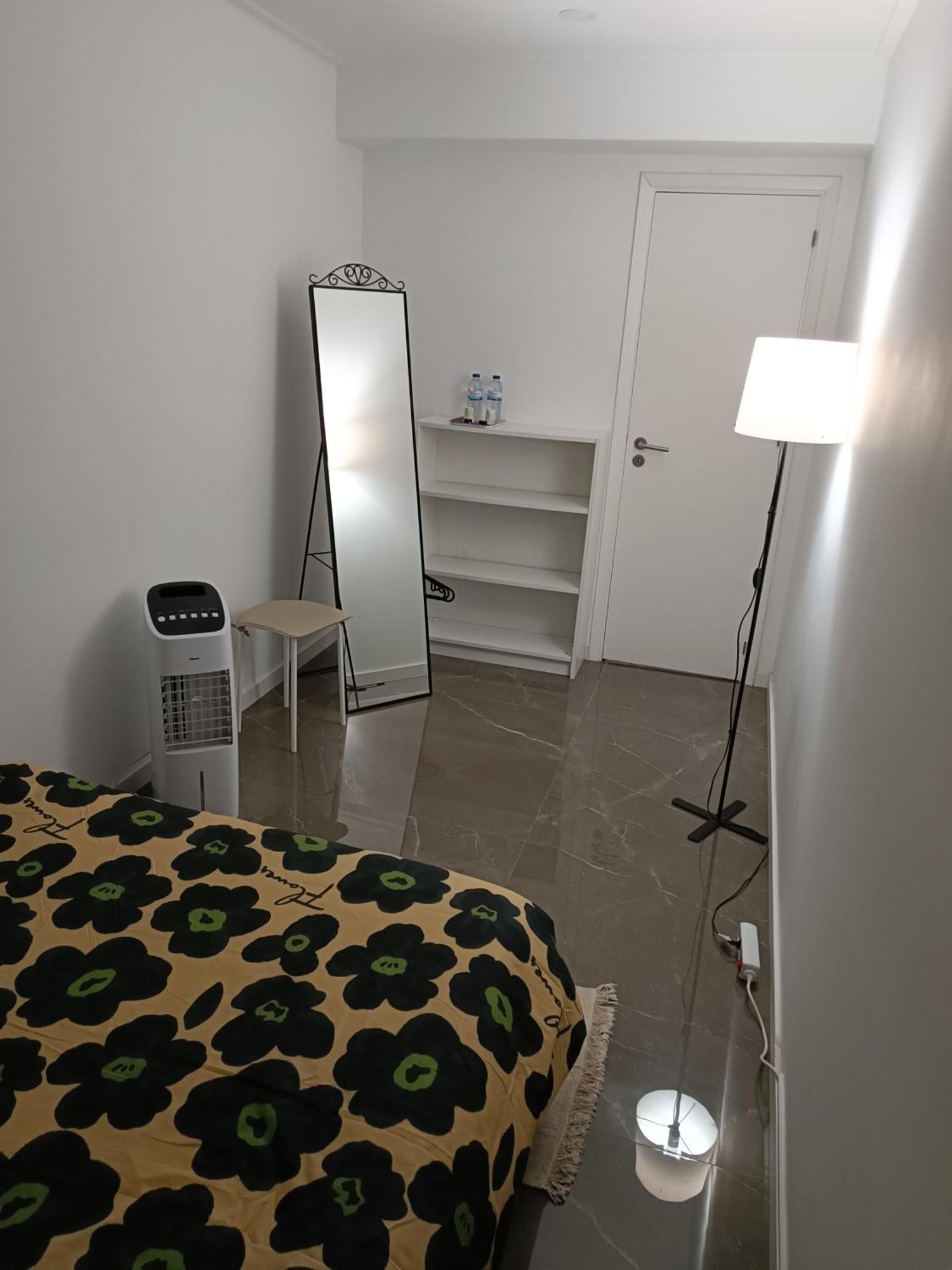 Plaza Caparica Hostel 卡帕里卡海岸 外观 照片