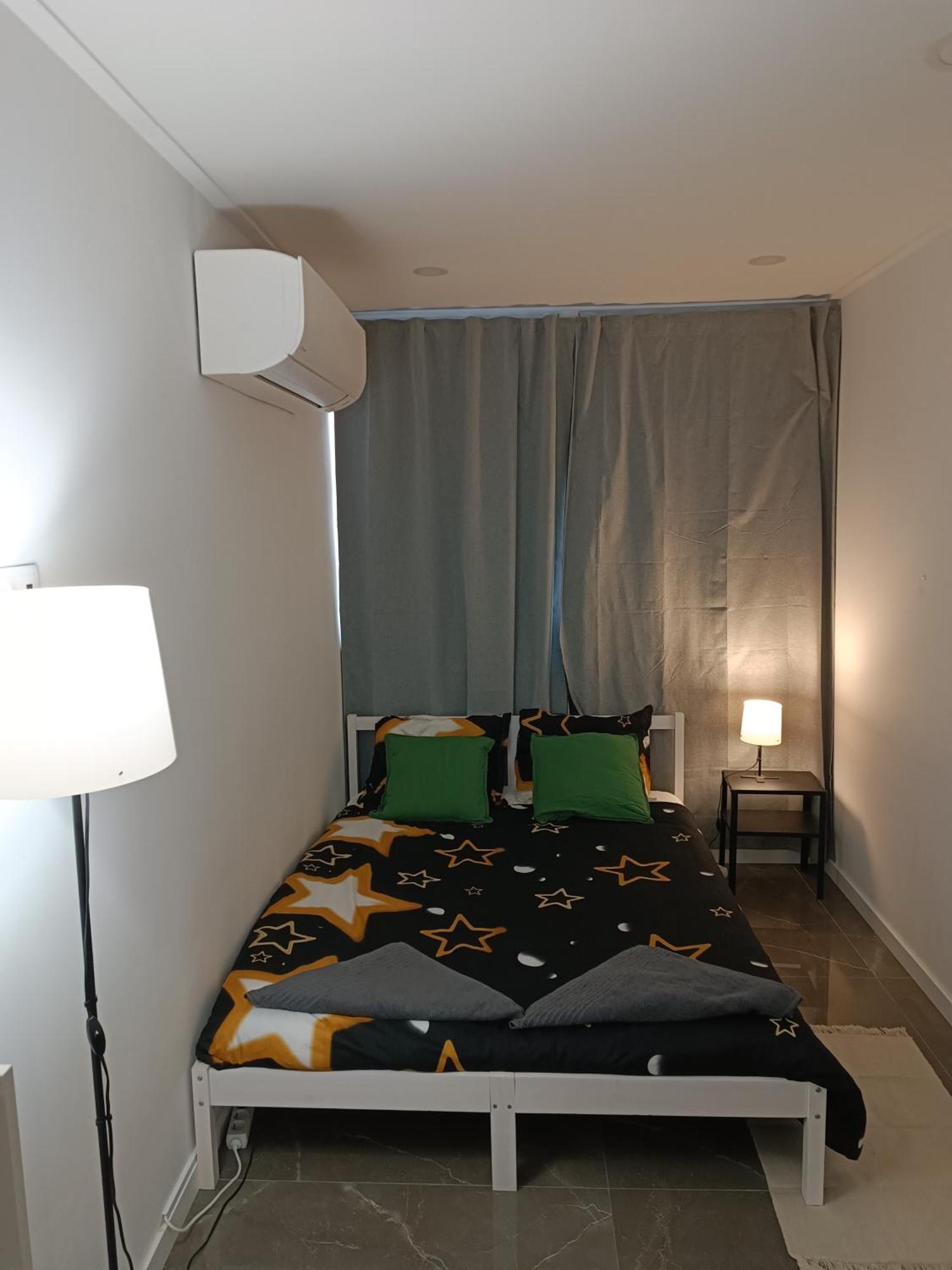 Plaza Caparica Hostel 卡帕里卡海岸 外观 照片