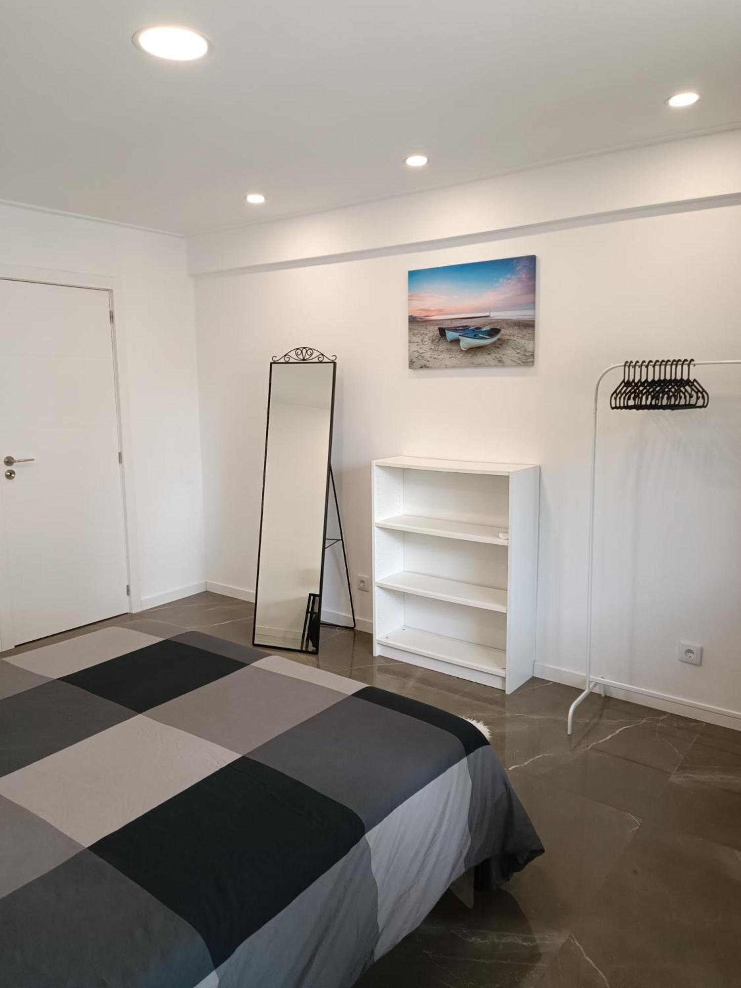 Plaza Caparica Hostel 卡帕里卡海岸 外观 照片